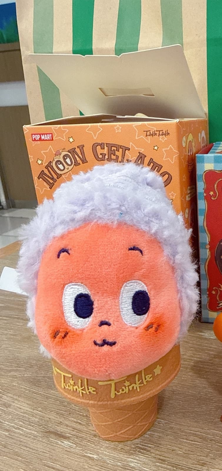 星星人 冰淇淋絨毛掛件