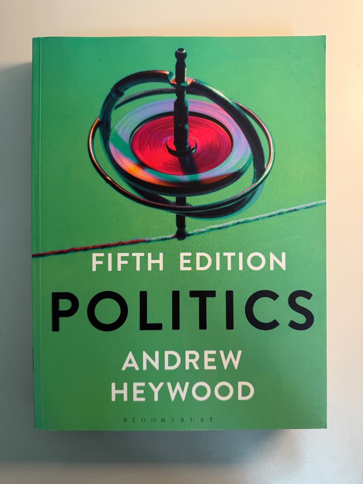 政治學 原文 Andrew Heywood第五版 近全新